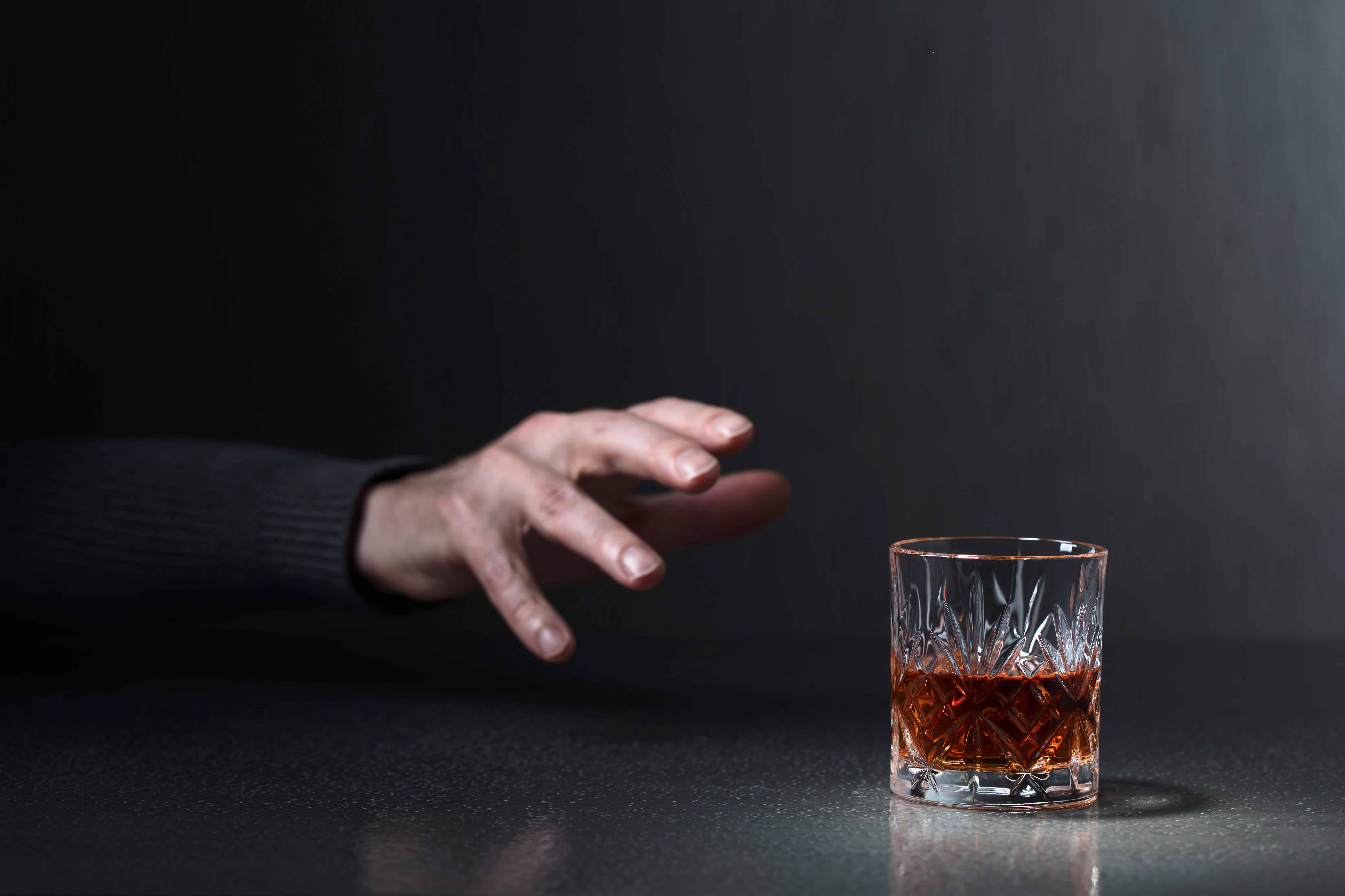 what is alcohol withdrawal syndrome